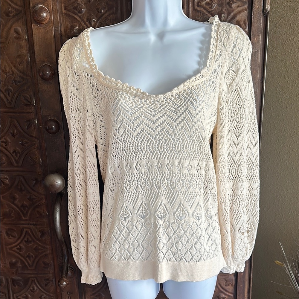 Ralph Lauren Chic Cream Knit Top with Long Sleeves